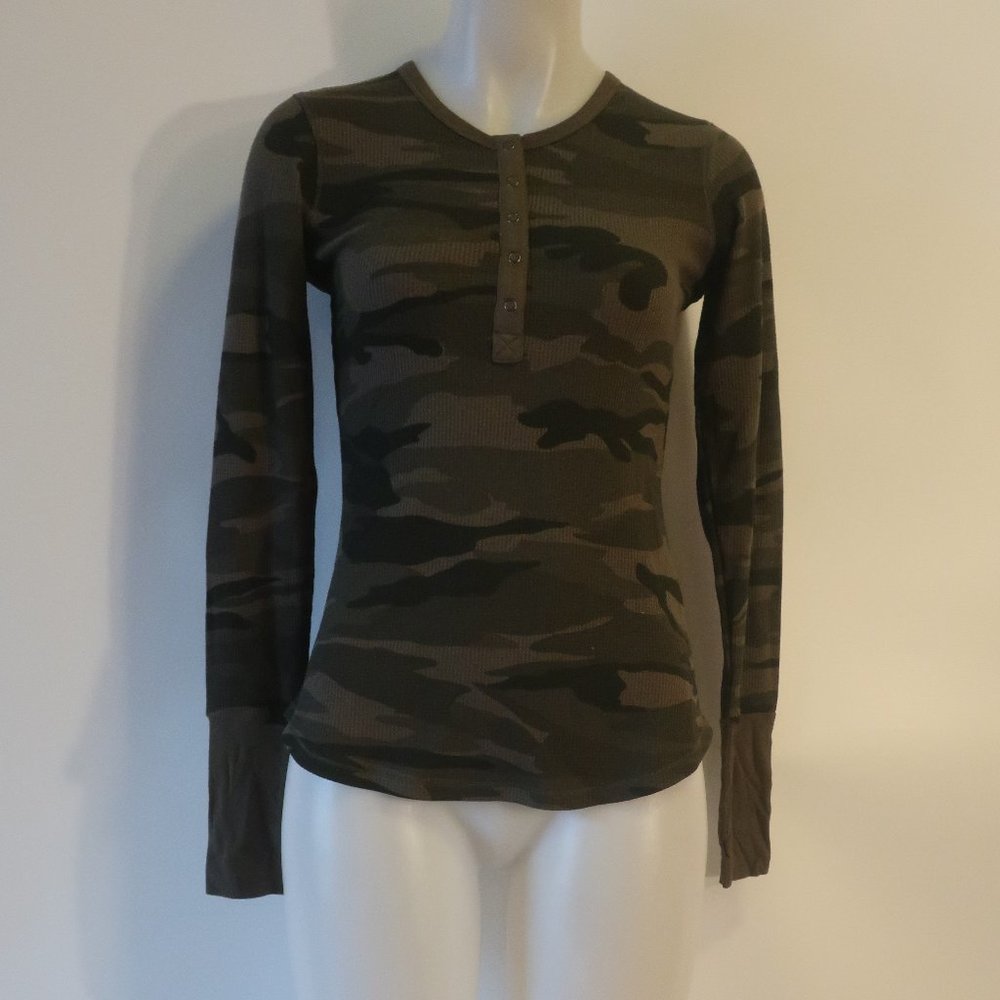 Womens Twenty5A Green Camouflage Thermal Long Sleeve Top XS *